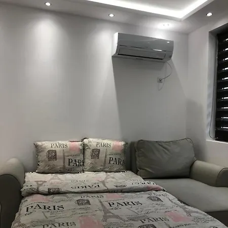 New Lazur Lux Near Beach With Free Parking アパート *