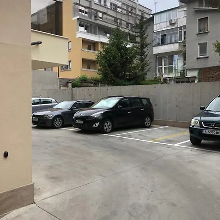 New Lazur Lux Near Beach With Free Parking ブルガス